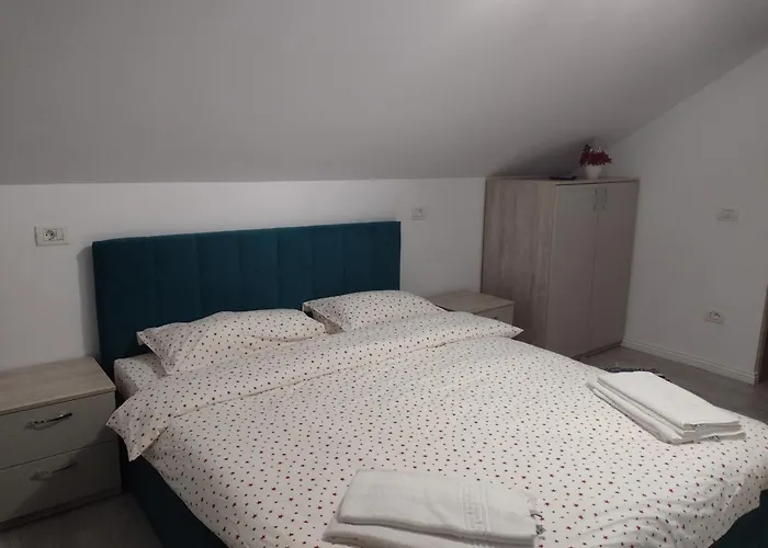 Casa Ivascu Moisei Hotel